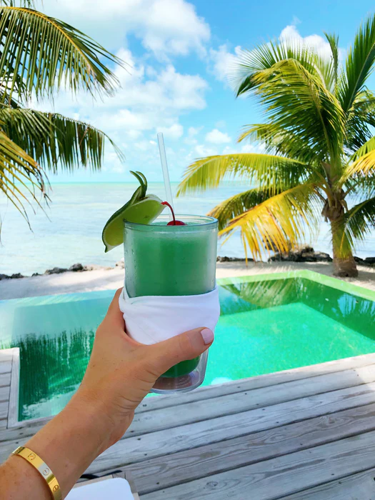 Belize Cayo Espanto drink