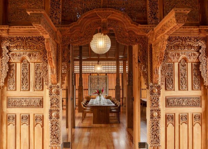 La Coralina resort carvings Bocas del Toro La Coralina resort carvings Bocas del Toro