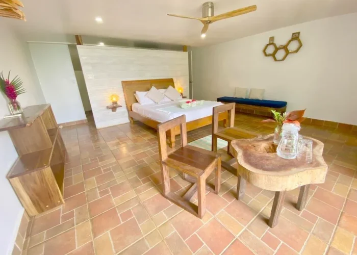 Panama Bird Island king room