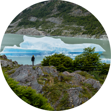 Torres del Paine iceberg round